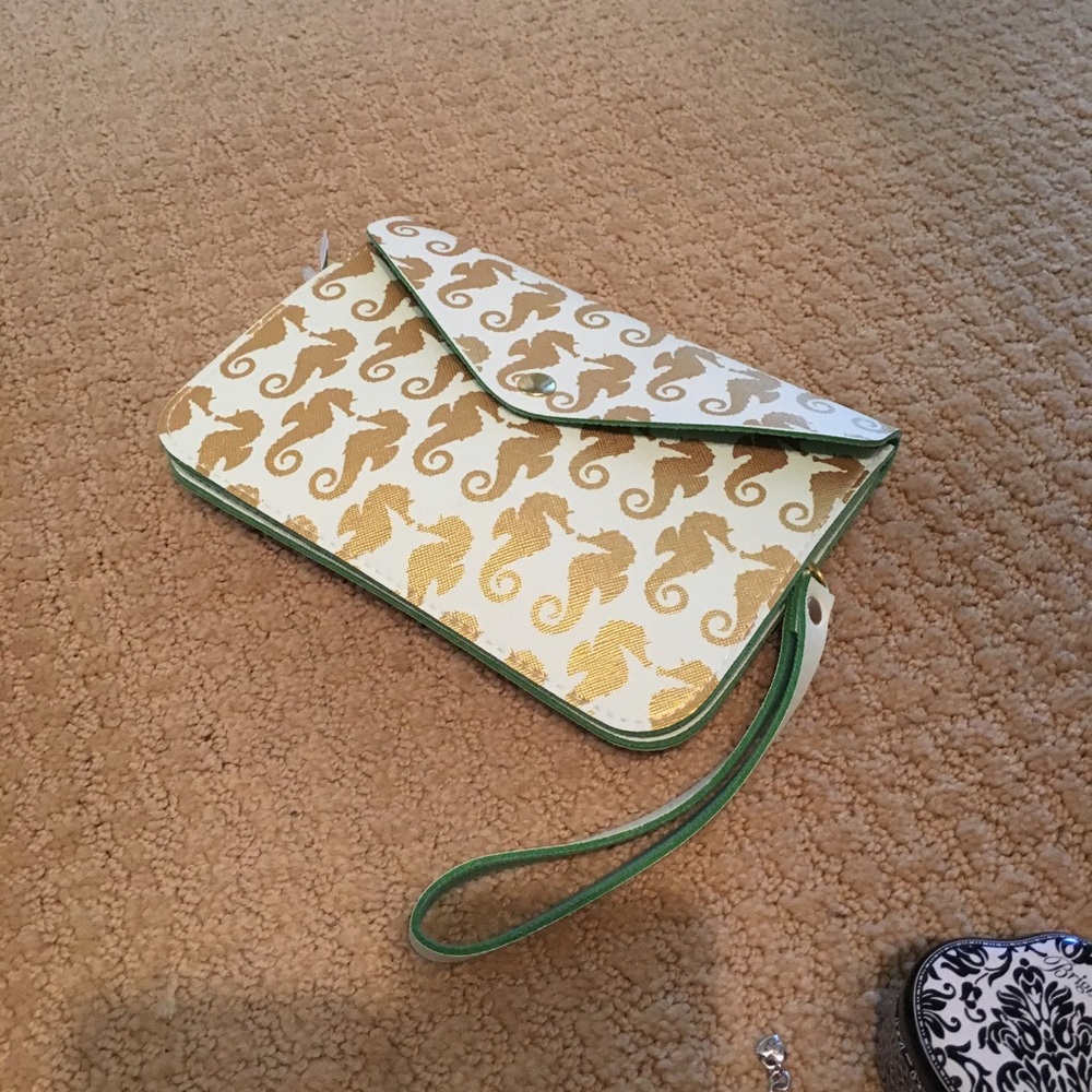 NWOT Preppy seahorse clutch